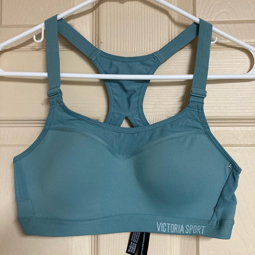 Victoria’s Secret Victoria Sport Racerback Sports Bra NWOT 34B